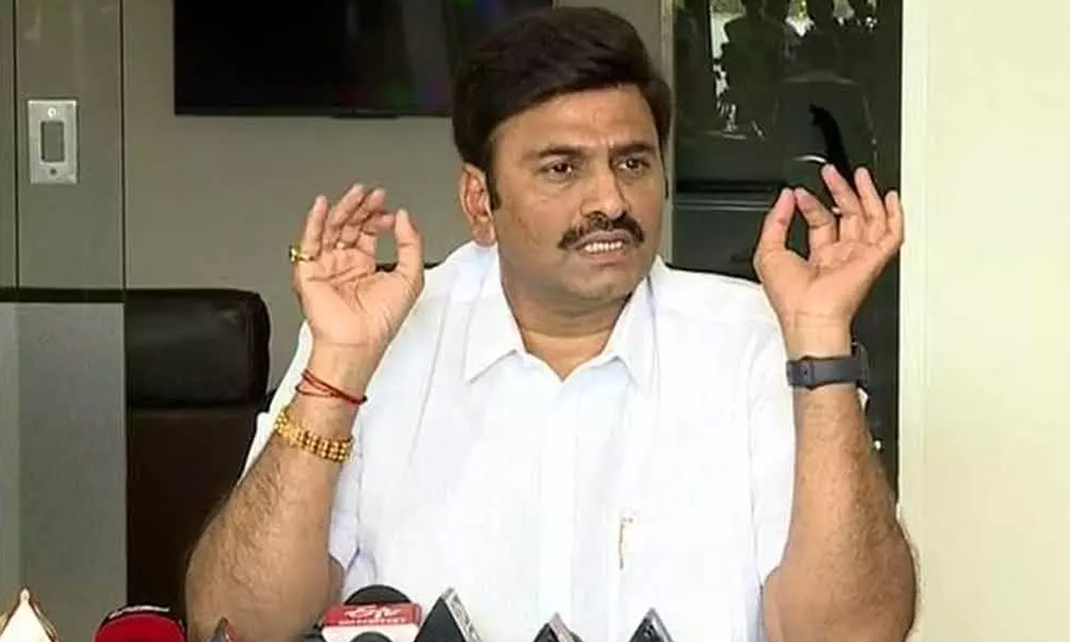 RRR Rachabanda: ‘వాలంటీర్లే వేస్ట్ అనుకుంటే.. వారికింకా ట్రైనింగా?’