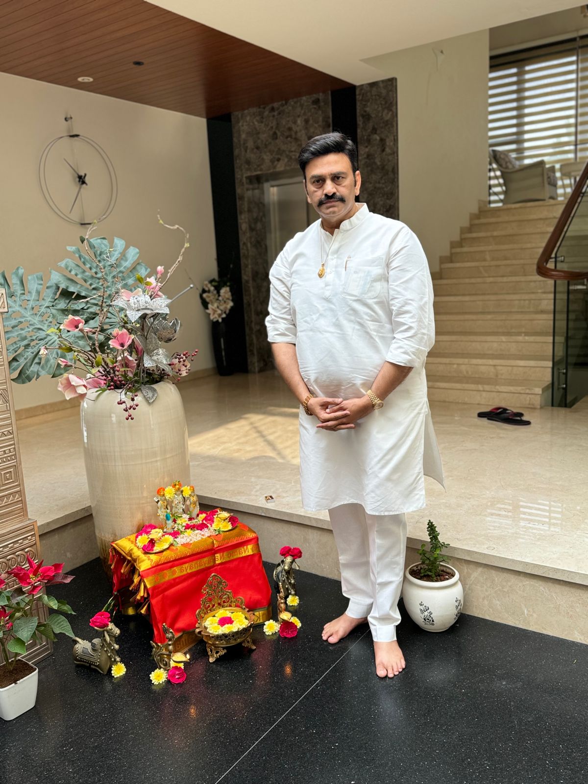 RRR Racchabanda: షర్మిళారెడ్డిని షర్మిళా శాస్త్రిగా సంబోధిస్తారా?