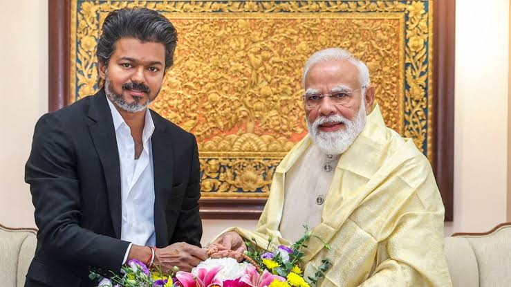 రాజకీయాల్లో ‘దళపతి’ సరికొత్త స్ట్రాటజీ..!