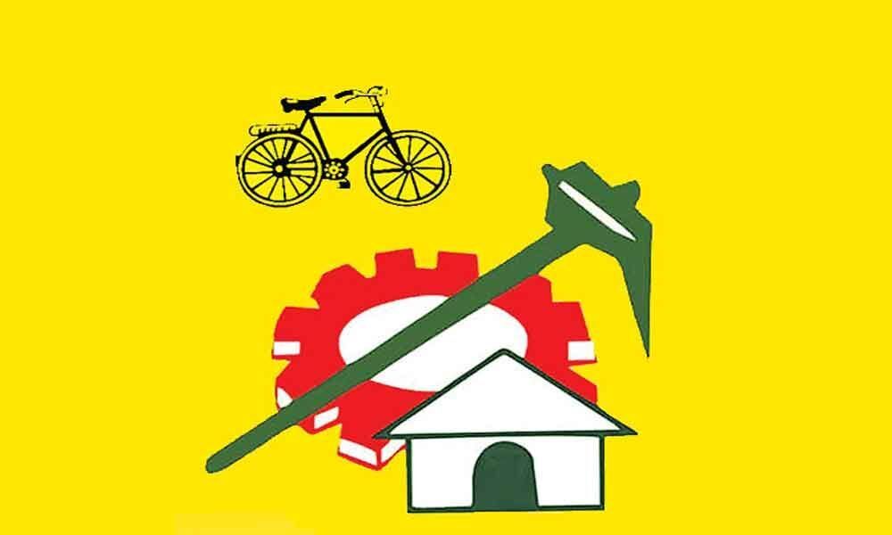 టీడీపీలో క్రమ శిక్షణ తప్పుతోందా ..?